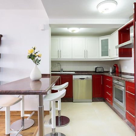 Exclusive Penthouse Playa Las Vistas 4 Close To The Sea And Beach, Aircondition For A Fee, Wifi, Terrace, Heated Pool Playa de las Americas (Tenerife) Exterior foto