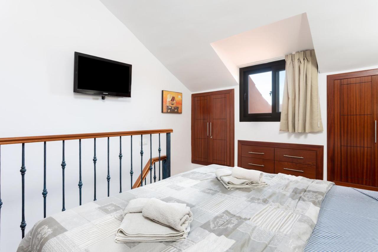 Exclusive Penthouse Playa Las Vistas 4 Close To The Sea And Beach, Aircondition For A Fee, Wifi, Terrace, Heated Pool Playa de las Americas (Tenerife) Exterior foto