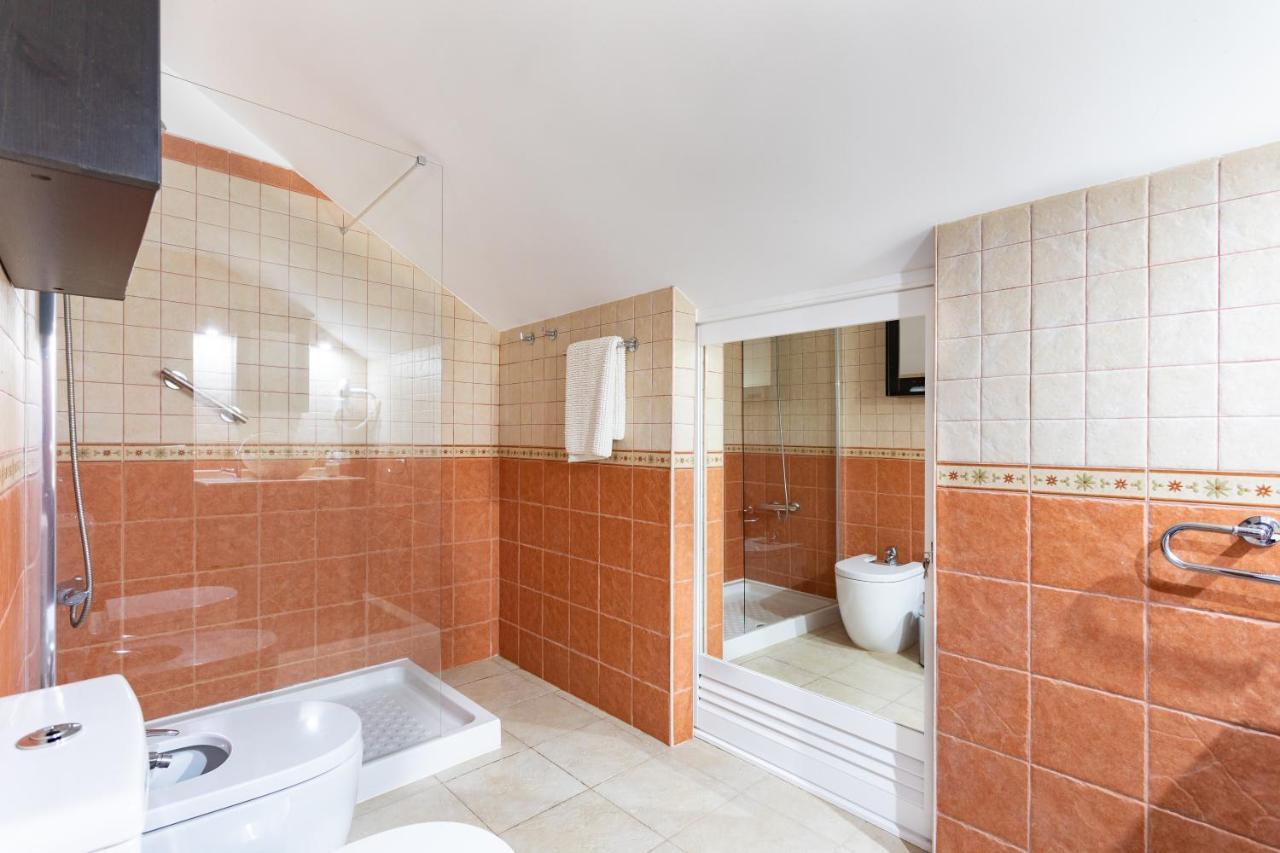 Exclusive Penthouse Playa Las Vistas 4 Close To The Sea And Beach, Aircondition For A Fee, Wifi, Terrace, Heated Pool Playa de las Americas (Tenerife) Exterior foto