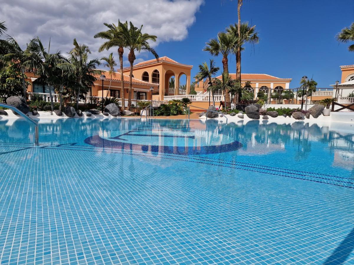 Exclusive Penthouse Playa Las Vistas 4 Close To The Sea And Beach, Aircondition For A Fee, Wifi, Terrace, Heated Pool Playa de las Americas (Tenerife) Exterior foto