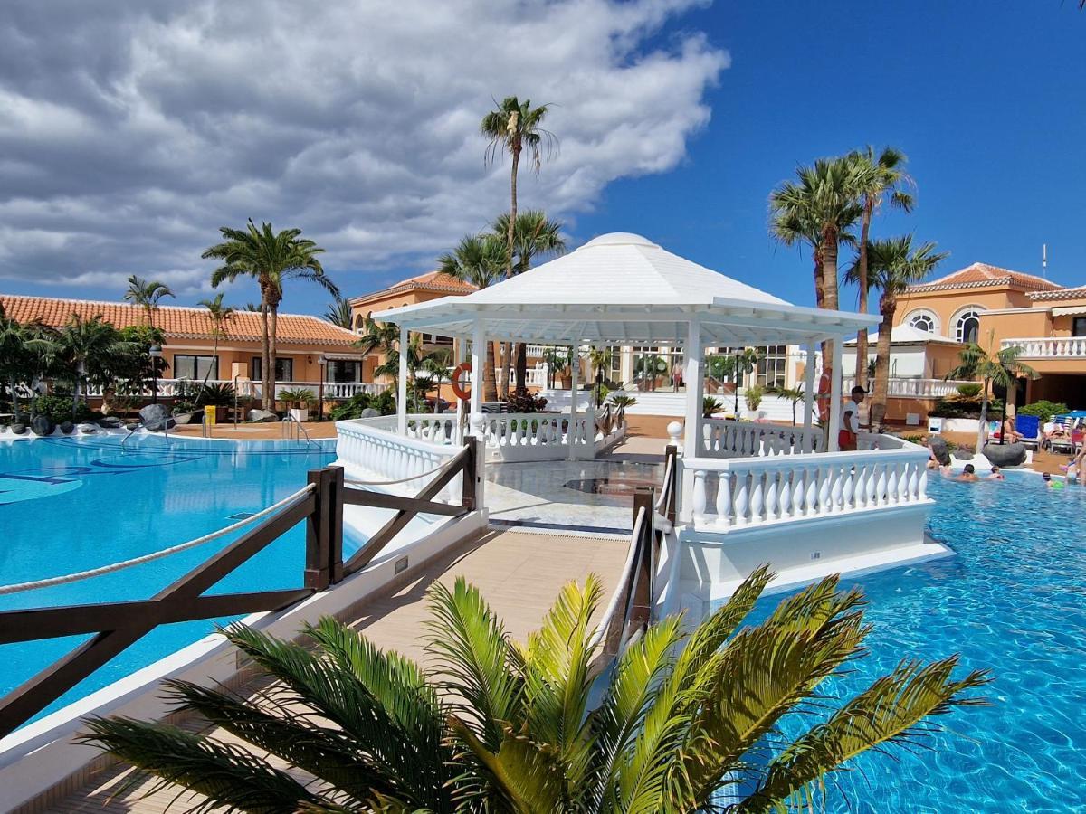 Exclusive Penthouse Playa Las Vistas 4 Close To The Sea And Beach, Aircondition For A Fee, Wifi, Terrace, Heated Pool Playa de las Americas (Tenerife) Exterior foto
